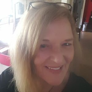 Meet your Posher, Vicki